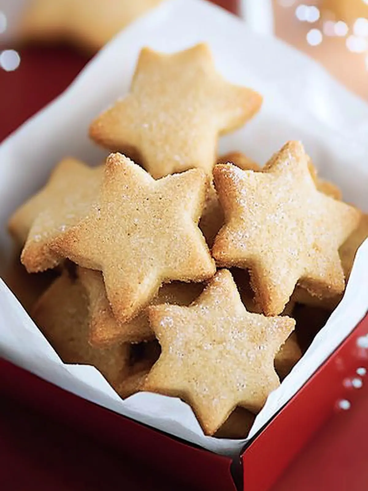 Vanilla & cinnamon shortbread stars