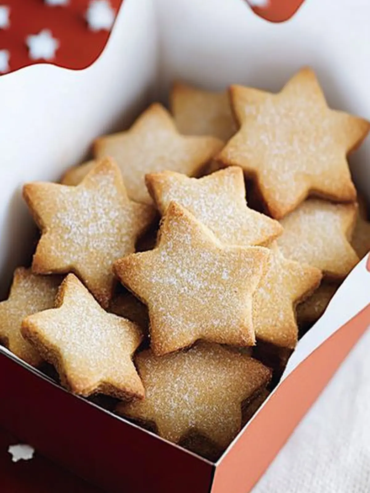 Vanilla & cinnamon shortbread stars