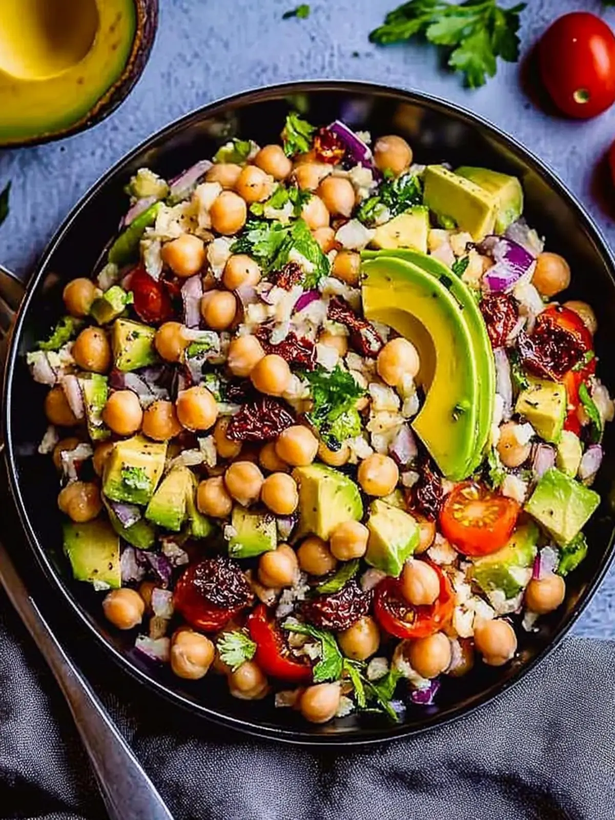 Chickpea, Avocado and Sun-Dried Tomato Salad