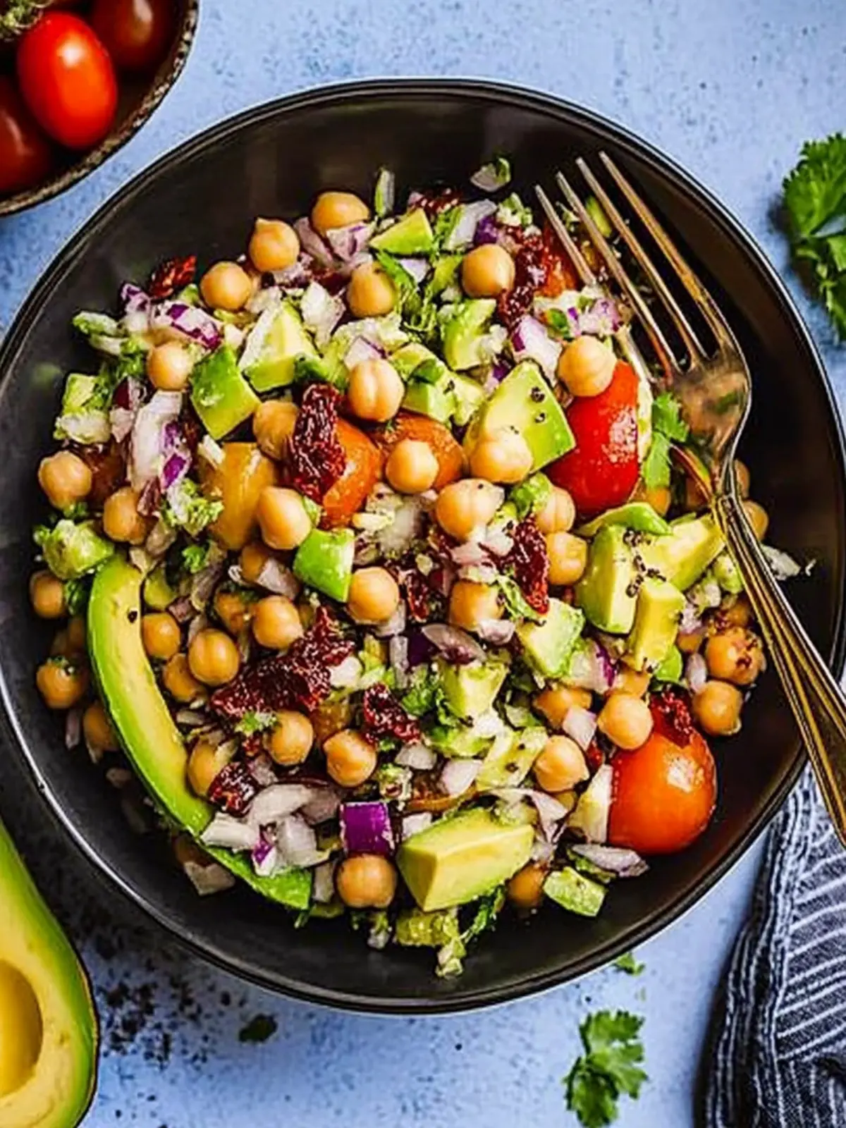 Chickpea, Avocado and Sun-Dried Tomato Salad