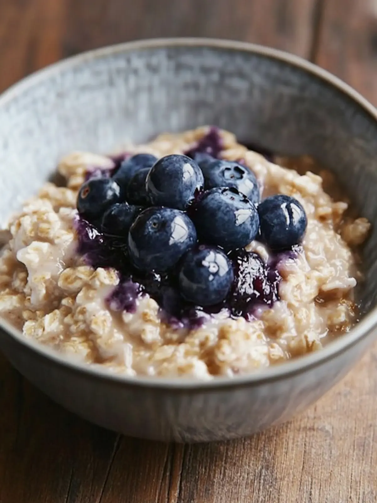 Blueberry Slow-Cooker Oatmeal