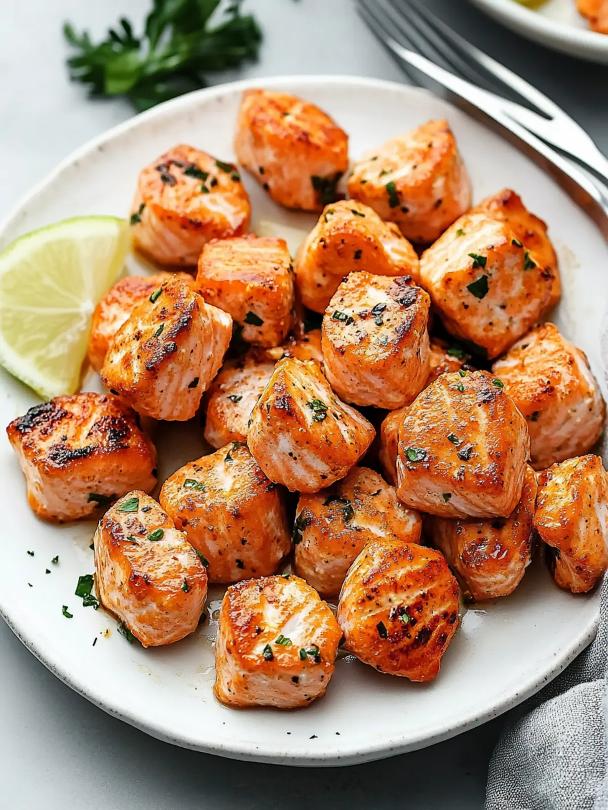 Air Fryer Salmon Bites